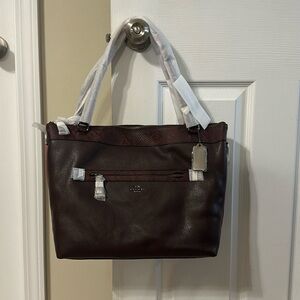 Brand New Coach Leather Taylor Tote With Trim